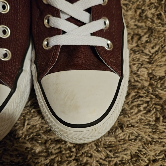 Converse Shoes - Picture 3 of 5